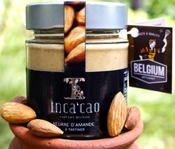 INCACAO Mandlové ořechové máslo obohacené o sušený MCT olej a kolagen